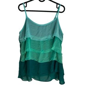 2/$15New York and Company M Green ombré ruffled Tank Top adjustable straps lined